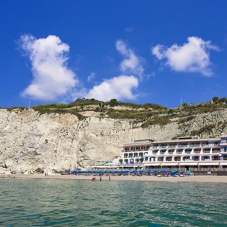 Hotel Vittorio Beach Resort Barano d'Ischia Номер фото